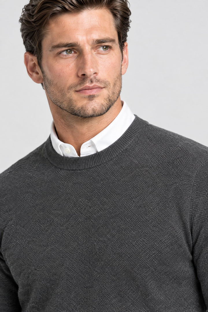 The Chiltern Crewneck in Charcoal, detail