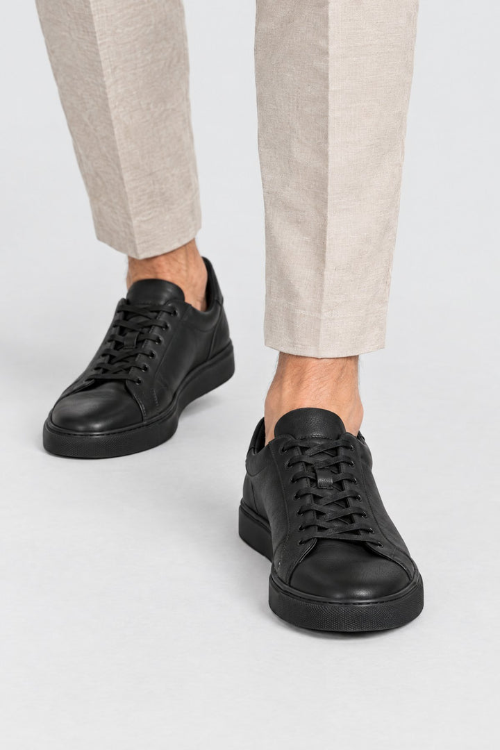 The Court Sneaker in Black, close-up