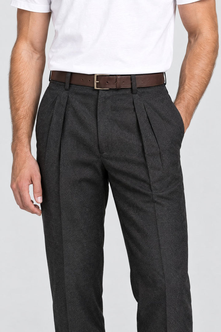 The Henley Pleated Trouser in Black, detail