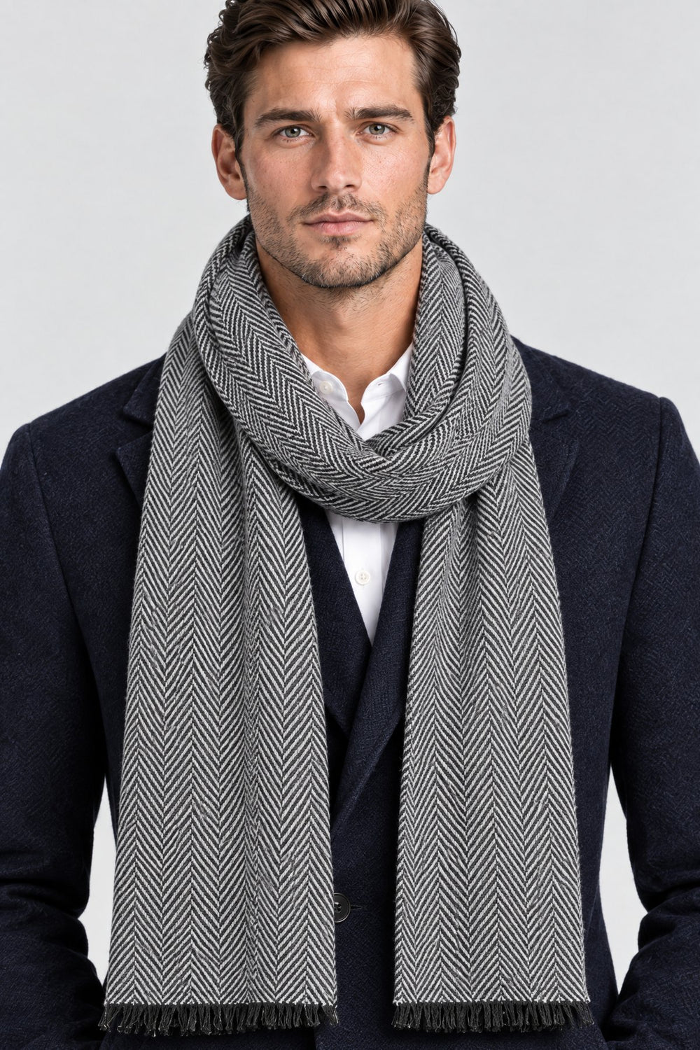The Herringbone Scarf in Light Grey, detail