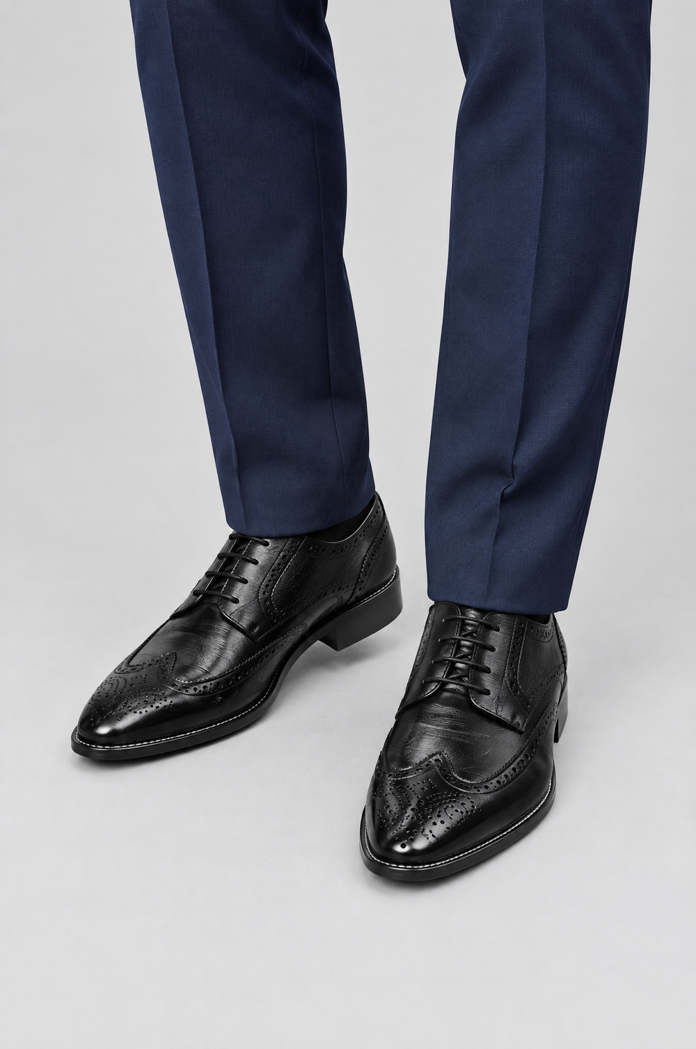 Men's Wingtip Brogue Shoes in Black – The Pall Mall by WARDLEY
