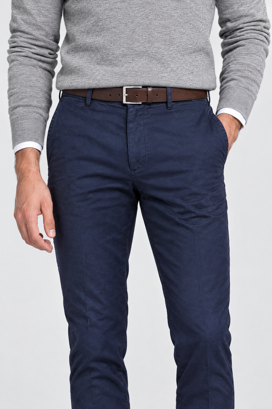 The Putney Slim Chino in Navy, close-up detail