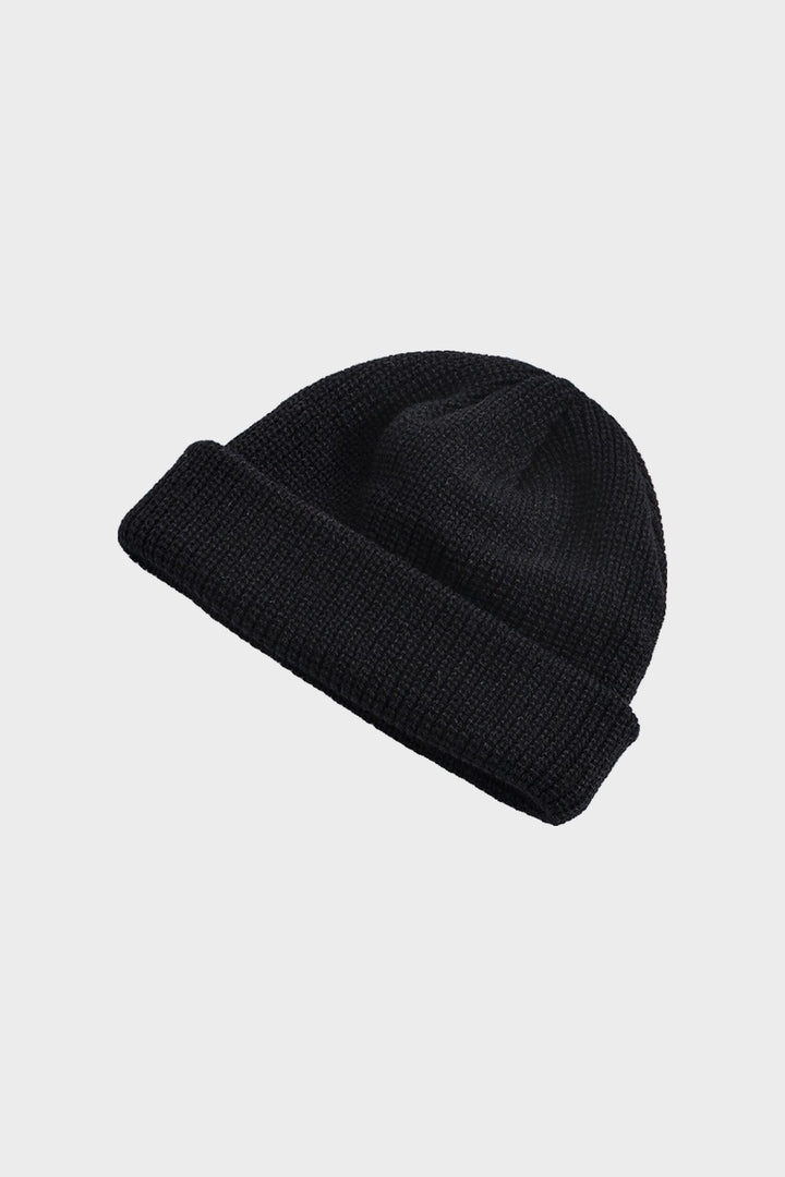 The Ribbed Beanie in Black