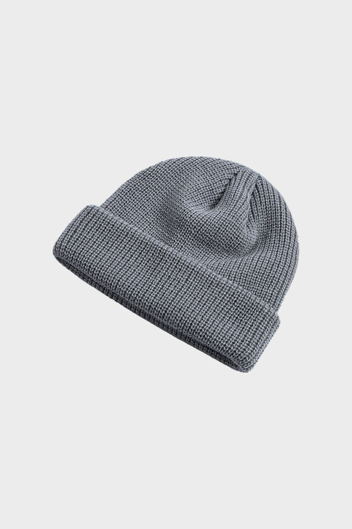 The Ribbed Beanie in Grey